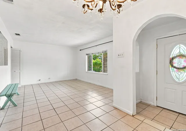 Photo 3 of Single family home for sale at 831 Brady, San Antonio, TX 78207 | MLS# 2015176 | Listing updated on 2026-09-15