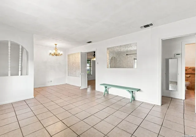 Photo 4 of Single family home for sale at 831 Brady, San Antonio, TX 78207 | MLS# 2015176 | Listing updated on 2026-09-15