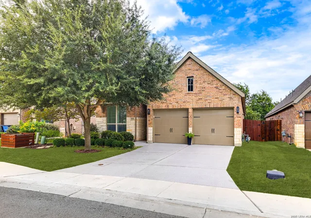 Photo 1 of Single family home for sale at 624 Arroyo Dorado, New Braunfels, TX 78130 | MLS# 2015187 | Listing updated on 2026-09-16