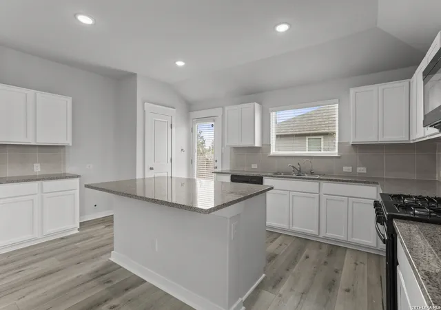 Single family home for sale at 4837 Park Glen, Marion, TX 78124 | MLS# 2015192
