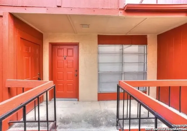 Photo 2 of Condo for sale at 3243 Nacogdoches Rd #1502, San Antonio, TX 78217 | MLS# 2015231 | Listing updated on 2026-09-09