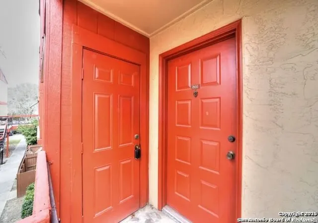Photo 3 of Condo for sale at 3243 Nacogdoches Rd #1502, San Antonio, TX 78217 | MLS# 2015231 | Listing updated on 2026-09-09