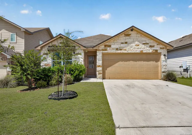 Photo 1 of Single family home for sale at 1733 Rocky Rise, San Antonio, TX 78245 | MLS# 2015258 | Listing updated on 2026-09-15