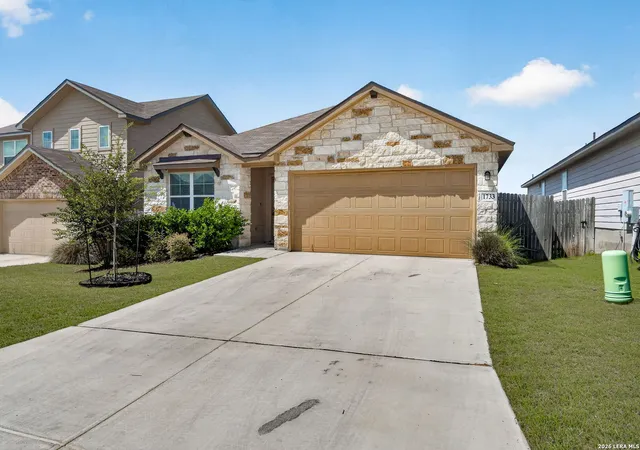 Photo 3 of Single family home for sale at 1733 Rocky Rise, San Antonio, TX 78245 | MLS# 2015258 | Listing updated on 2026-09-15