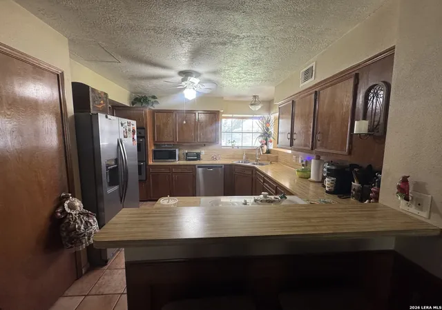 Photo 2 of Single family home for sale at 2016 Meadow Ln, Richmond, TX 77469 | MLS# 2015274 | Listing updated on 2026-09-09