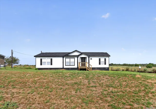 Photo 3 of Single family home for sale at 480 Brooks, Poteet, TX 78065 | MLS# 2015275 | Listing updated on 2026-09-10