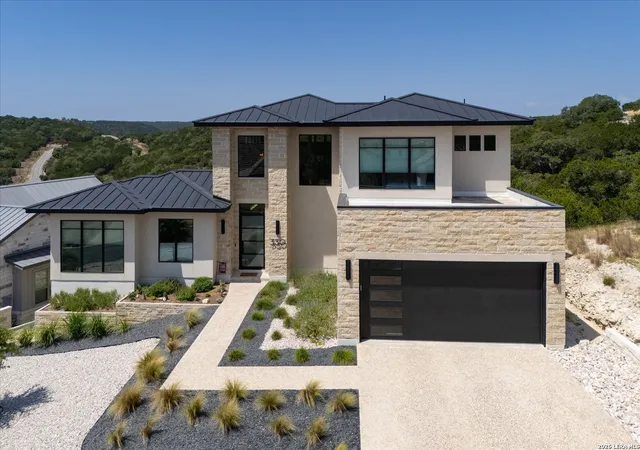 Photo 1 of Single family home for sale at 330 Preston Trl, Boerne, TX 78006 | MLS# 2015282 | Listing updated on 2026-09-09