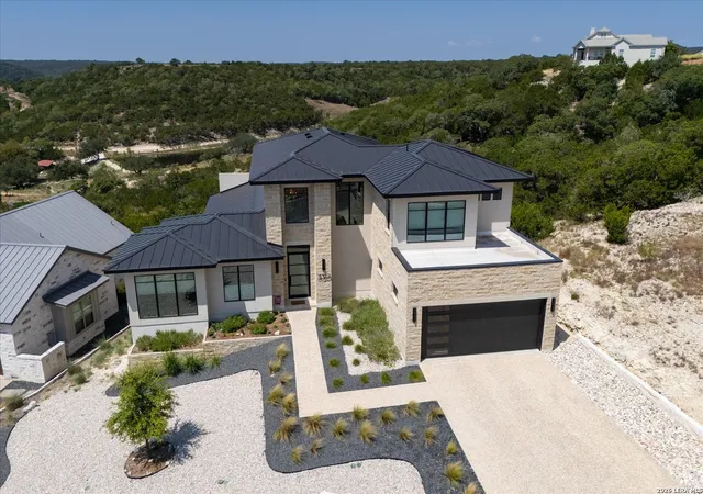 Photo 3 of Single family home for sale at 330 Preston Trl, Boerne, TX 78006 | MLS# 2015282 | Listing updated on 2026-09-09