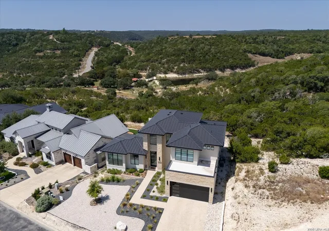 Photo 3 of Single family home for sale at 330 Preston Trl, Boerne, TX 78006 | MLS# 2015282 | Listing updated on 2026-09-09
