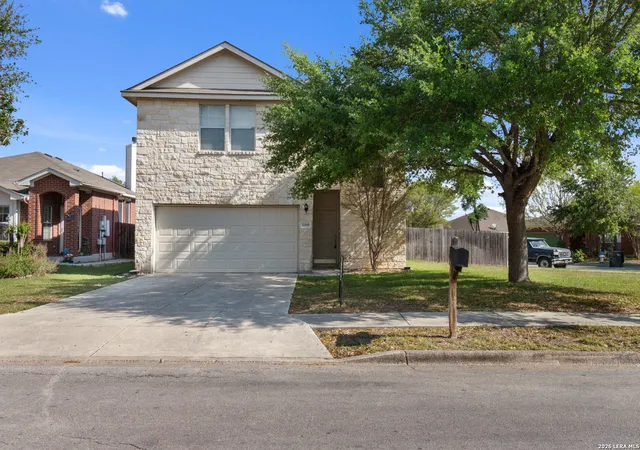 Photo 2 of Single family home for sale at 2269 Hidden Meadow, New Braunfels, TX 78130 | MLS# 2015286 | Listing updated on 2026-09-17