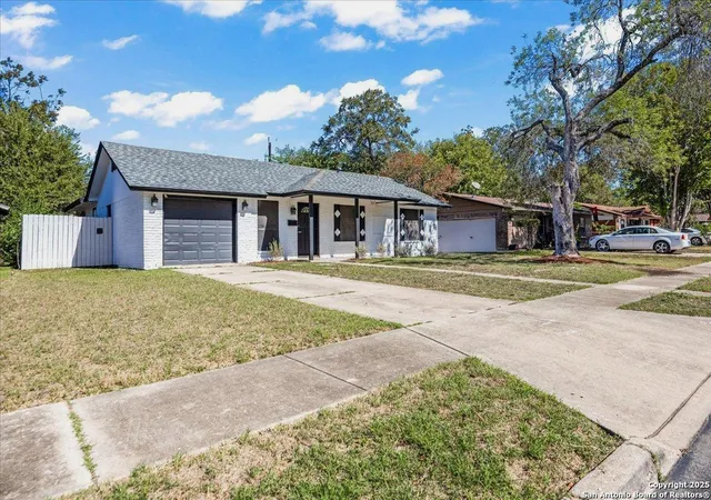 Photo 2 of Single family home for sale at 5027 Creekmoor Dr, San Antonio, TX 78220 | MLS# 2015298 | Listing updated on 2026-09-09