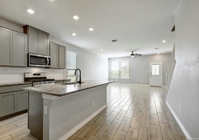 Photo 4 of Single family home for sale at 3736 Point Loma, Converse, TX 78109 | MLS# 2015301 | Listing updated on 2026-09-09