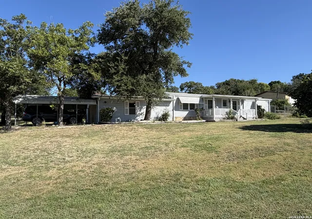 Photo 1 of Single family home for sale at 103 Silver Crk, Kerrville, TX 78028 | MLS# 2015304 | Listing updated on 2026-09-09
