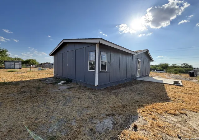 Photo 3 of Single family home for sale at 3888 Cross Crk Dr, Eagle Pass, TX 78852 | MLS# 2015318 | Listing updated on 2026-09-09