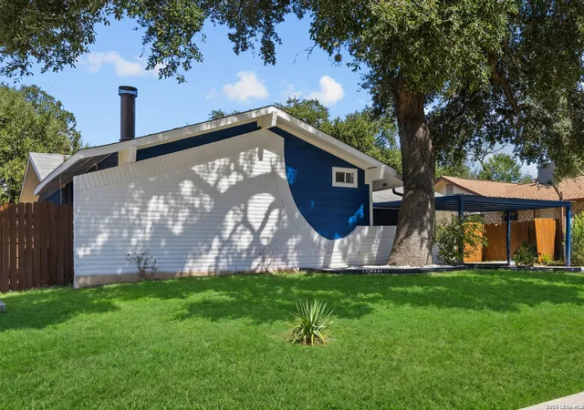 Photo 3 of Single family home for sale at 7423 Meadow Hl, San Antonio, TX 78251 | MLS# 2015323 | Listing updated on 2026-09-09
