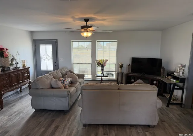 Photo 3 of Single family home for sale at 100 Lakeview, Three Rivers, TX 78071 | MLS# 2015326 | Listing updated on 2026-09-20