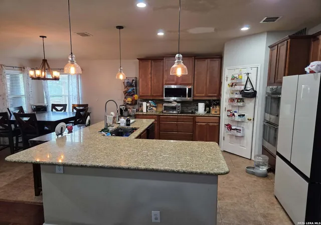 Photo 3 of Single family home for sale at 7830 Bur Oak Way, San Antonio, TX 78223 | MLS# 2015332 | Listing updated on 2026-09-10