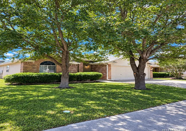 Photo 3 of Sale Pending at 8414 Pigeonberry Dr, Converse, TX 78109 | MLS# 2015358 | Listing updated on 2026-10-01