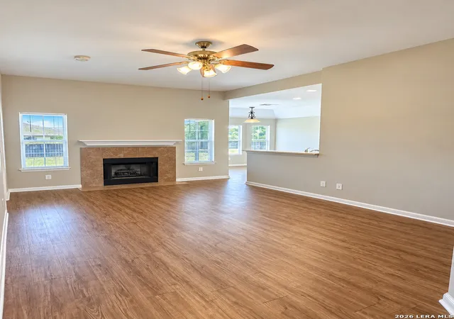 Photo 4 of Sale Pending at 8414 Pigeonberry Dr, Converse, TX 78109 | MLS# 2015358 | Listing updated on 2026-10-01