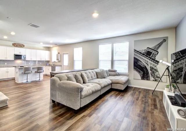 Photo 3 of Single family home for sale at 10222 Crossbuck, Converse, TX 78109 | MLS# 2015371 | Listing updated on 2026-09-09