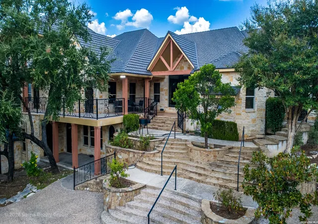 Photo 3 of Mansion for sale at 15619 Gray Oak, Helotes, TX 78023 | MLS# 2015415 | Listing updated on 2026-09-20