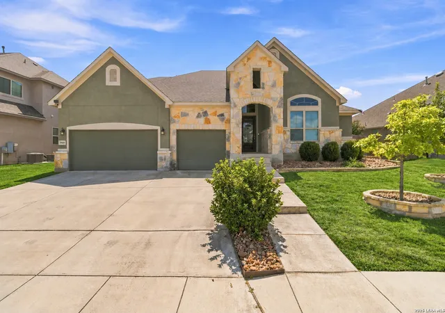 Photo 1 of Single family home for sale at 29509 Kearney Rdg, Fair Oaks Ranch, TX 78015 | MLS# 2015462 | Listing updated on 2026-10-08