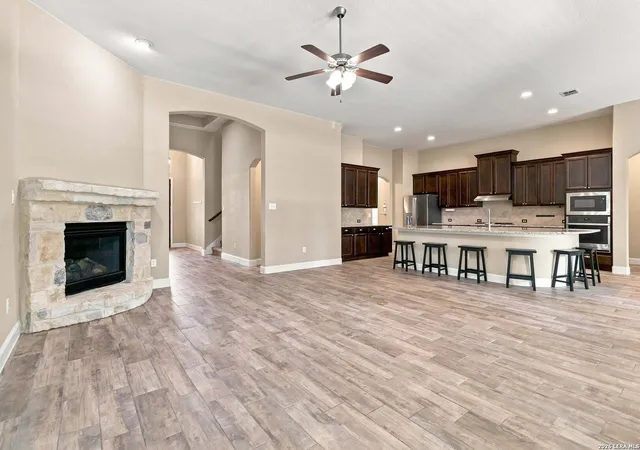 Photo 3 of Single family home for sale at 29509 Kearney Rdg, Fair Oaks Ranch, TX 78015 | MLS# 2015462 | Listing updated on 2026-10-08