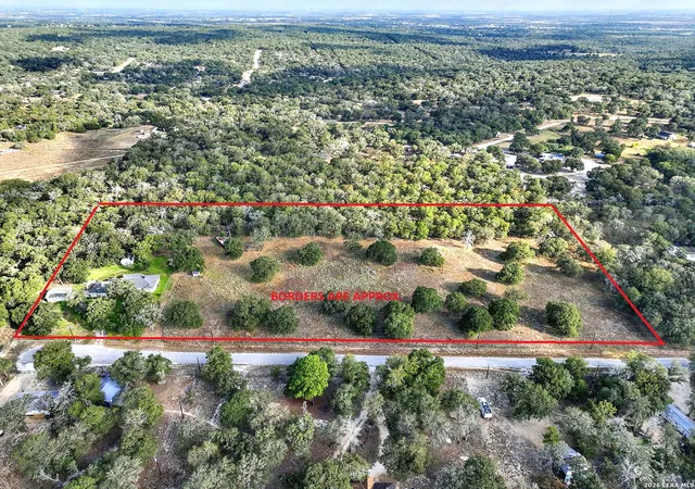 Photo 1 of Single family home for sale at 330 Blackjack Rd, La Vernia, TX 78121 | MLS# 2015475 | Listing updated on 2026-09-21