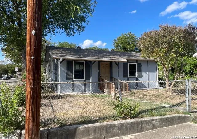 Photo 3 of Single family home for sale at 203 Surrey Ave, San Antonio, TX 78225 | MLS# 2015484 | Listing updated on 2026-09-10