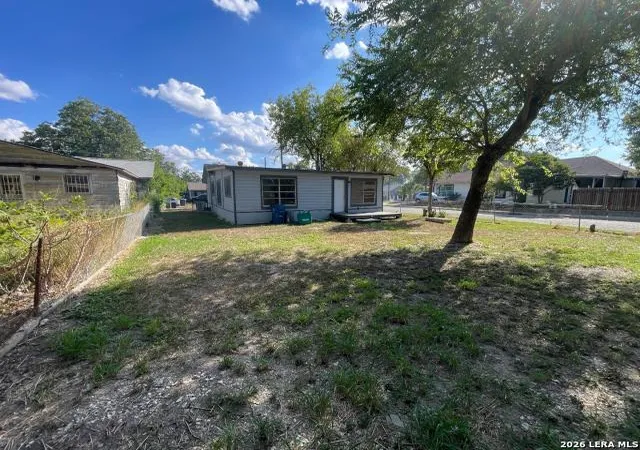 Photo 4 of Single family home for sale at 203 Surrey Ave, San Antonio, TX 78225 | MLS# 2015484 | Listing updated on 2026-09-10