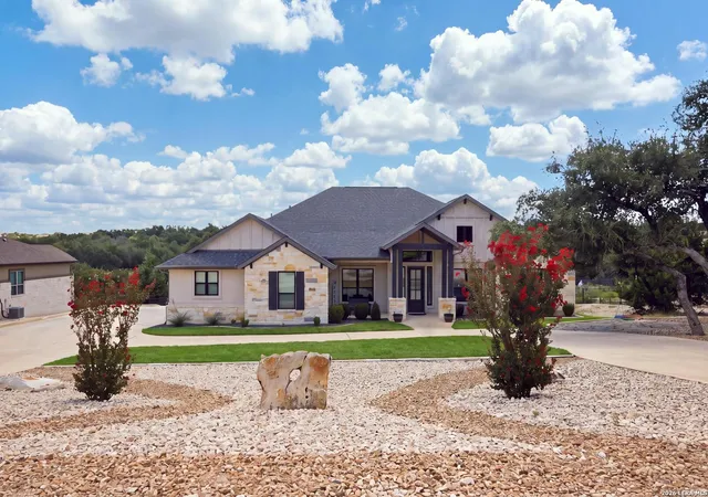 Photo 2 of Single family home for sale at 209 Fly Line Trl, New Braunfels, TX 78132 | MLS# 2015504 | Listing updated on 2026-09-14