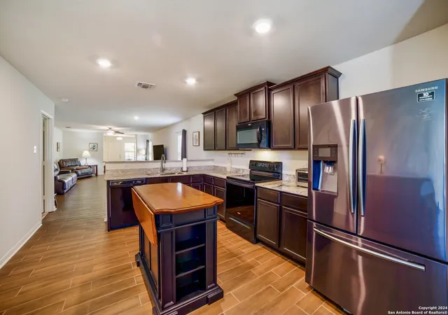 Photo 3 of Single family home for sale at 4016 Northaven, New Braunfels, TX 78132 | MLS# 2015535 | Listing updated on 2026-09-17