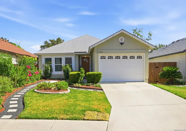 Photo 1 of Single family home for sale at 6725 Hvn Meadow, Converse, TX 78109 | MLS# 2015538 | Listing updated on 2026-09-10