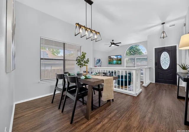 Photo 4 of Single family home for sale at 5439 Chestnut View Dr, San Antonio, TX 78247 | MLS# 2015545 | Listing updated on 2026-09-10