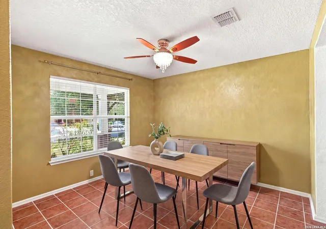 Photo 4 of Single family home for sale at 672 Planters Pass, Schertz, TX 78154 | MLS# 2015561 | Listing updated on 2026-09-18