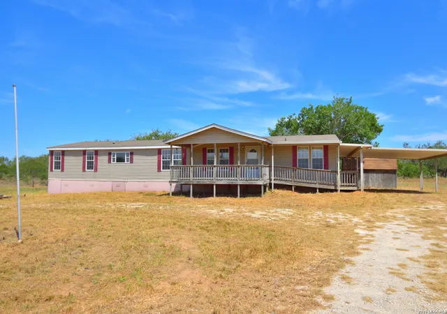 Photo 3 of Sale Pending at 8073 County Rd 401, Floresville, TX 78114 | MLS# 2015588 | Listing updated on 2026-10-07