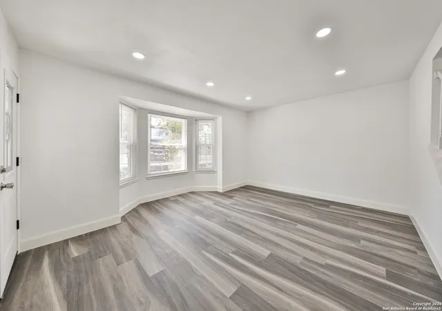 Photo 3 of Single family home for sale at 5333 Callaghan Rd, San Antonio, TX 78228 | MLS# 2015603 | Listing updated on 2026-09-21