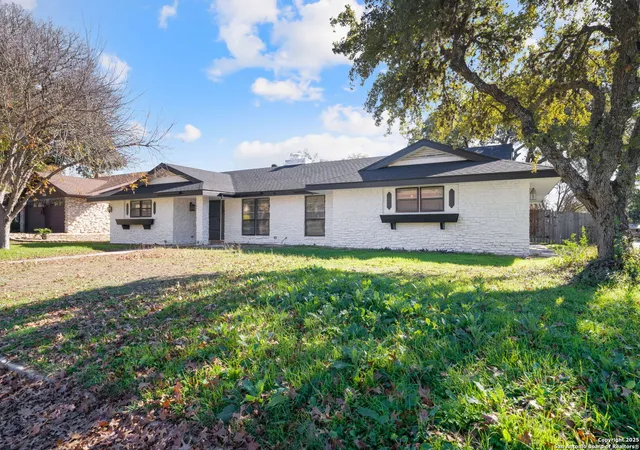 Photo 1 of Single family home for sale at 702 Fawndale, Windcrest, TX 78239 | MLS# 2015607 | Listing updated on 2026-09-21