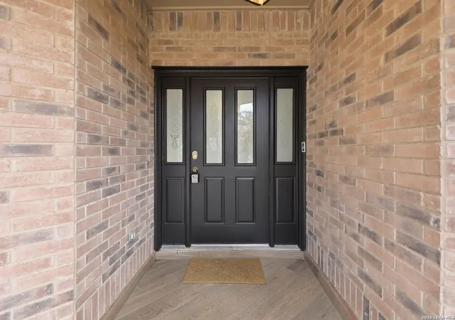 Photo 2 of Single family home for sale at 1147 Quail Holw, Laredo, TX 78045 | MLS# 2015609 | Listing updated on 2026-09-21