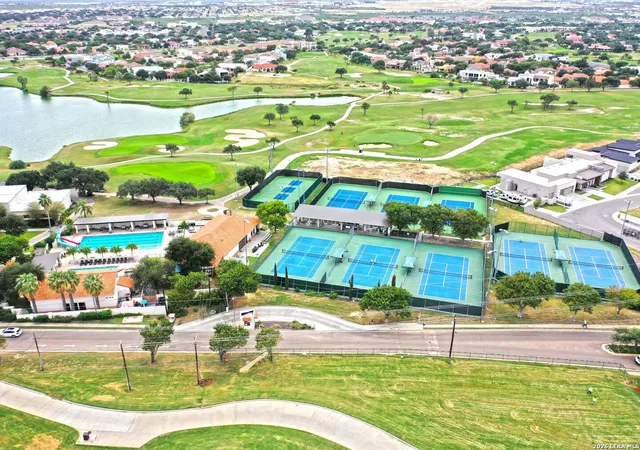 Photo 49 of Single family home for sale at 1147 Quail Holw, Laredo, TX 78045 | MLS# 2015609 | Listing updated on 2026-09-21