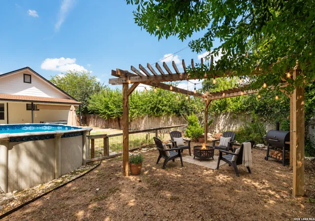 Photo 3 of Single family home for sale at 1026 W Lynwood Ave, San Antonio, TX 78201 | MLS# 2015615 | Listing updated on 2026-09-14
