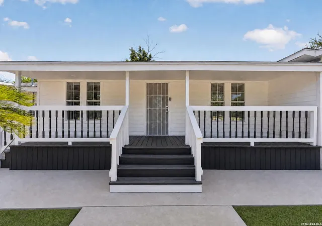 Photo 4 of Single family home for sale at 326 Placid Dr, San Antonio, TX 78228 | MLS# 2015629 | Listing updated on 2026-09-10