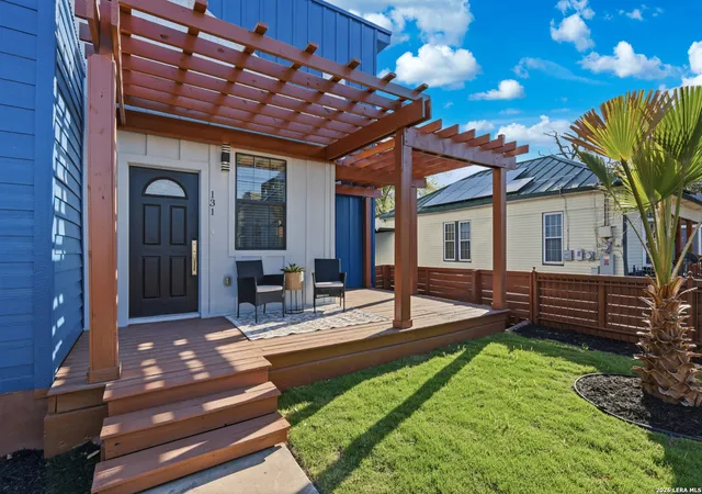 Photo 3 of Single family home for sale at 131 Rehmann St, San Antonio, TX 78204 | MLS# 2015639 | Listing updated on 2026-09-10