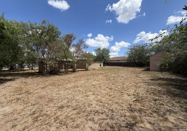 Photo 3 of Single family home for sale at 112 Fernandez, Devine, TX 78016 | MLS# 2015655 | Listing updated on 2026-09-10