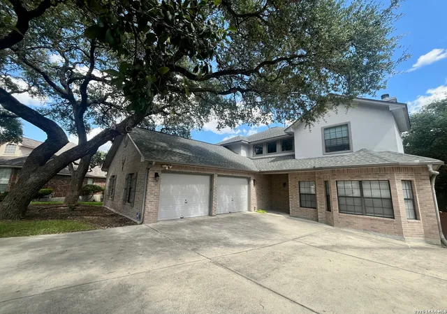 Photo 3 of Single family home for sale at 13323 Demeter, Universal City, TX 78148 | MLS# 2015661 | Listing updated on 2026-09-21