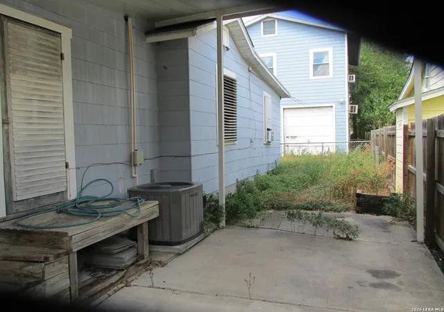 Photo 1 of Single family home for sale at 1325 Elsmere, San Antonio, TX 78201 | MLS# 2015663 | Listing updated on 2026-09-15