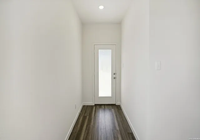 Photo 3 of Single family home for sale at 923 Dankworth, San Antonio, TX 78221 | MLS# 2015672 | Listing updated on 2026-09-10