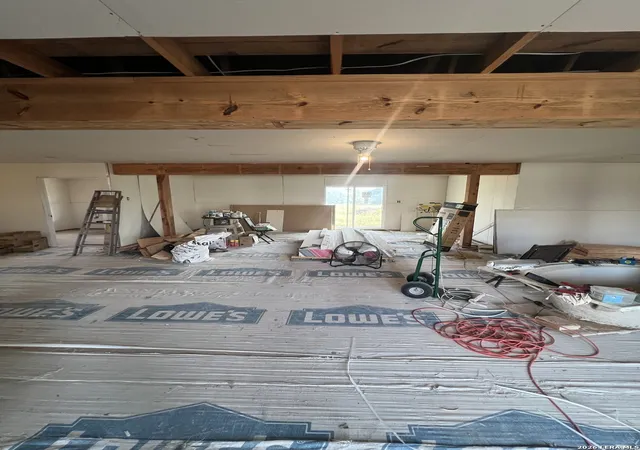 Photo 2 of Single family home for sale at 3840 County Rd 427, Stockdale, TX 78160 | MLS# 2015680 | Listing updated on 2026-09-15