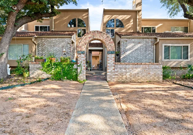 Photo 22 of Condo for sale at 201 W Craig #S, San Antonio, TX 78212 | MLS# 2015689 | Listing updated on 2026-09-21