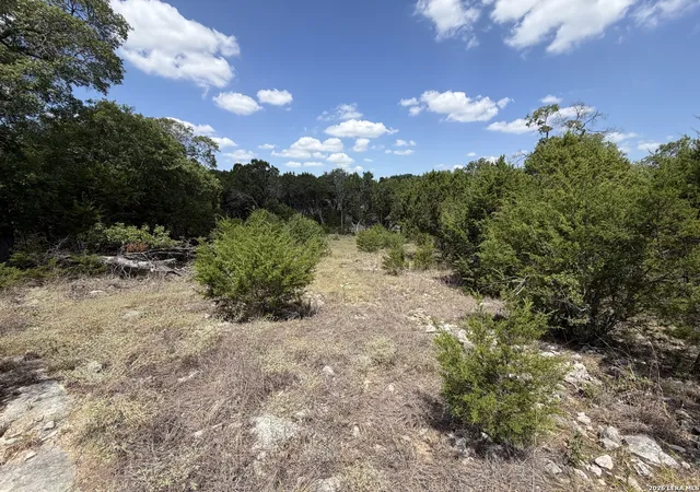Photo 2 of Land for sale at Lot 2 Ledgestone Trl, Boerne, TX 78006 | MLS# 2015690 | Listing updated on 2026-09-10